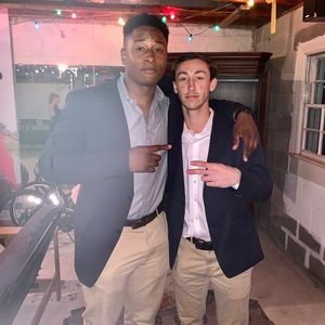 Meet your Posher, Logan